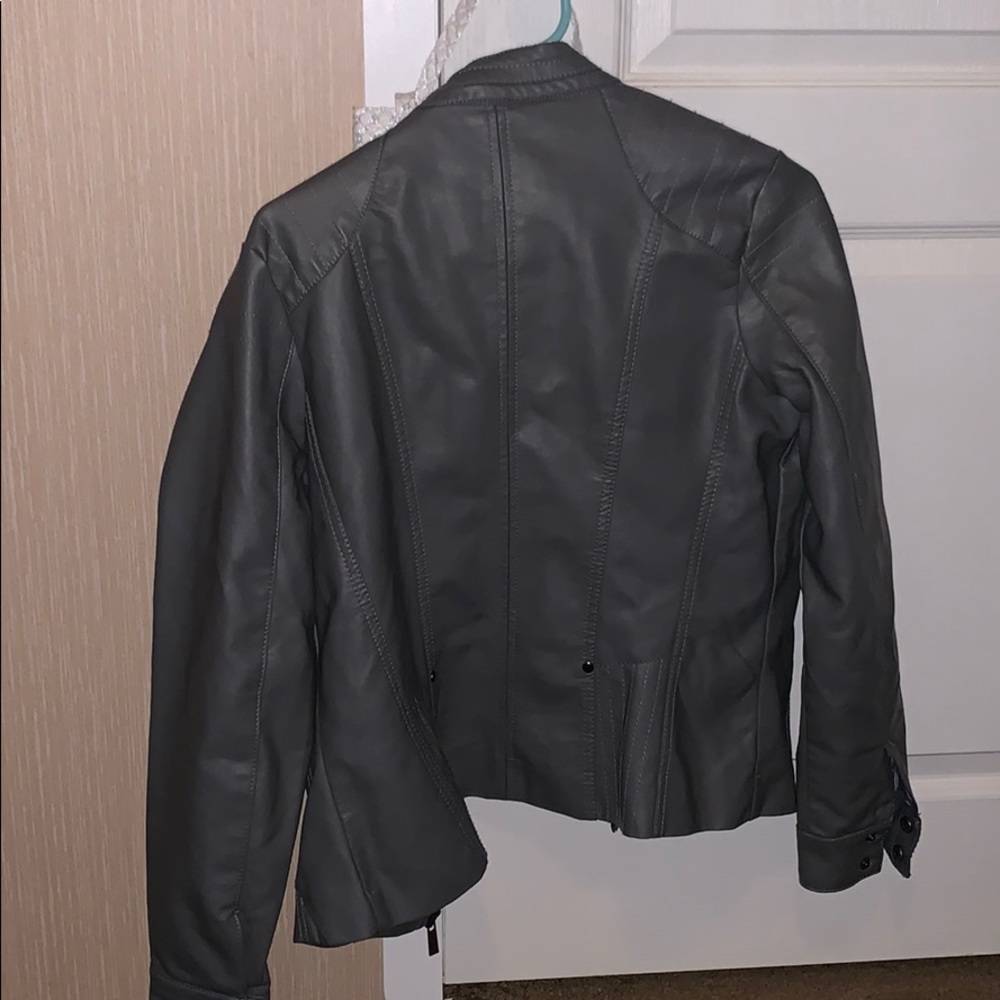 Jacket - Picture 2 of 5